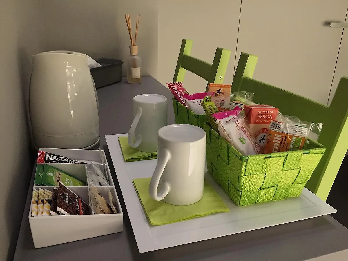 Miloft Guest Rooms And Terrace Milano Bed & Breakfast