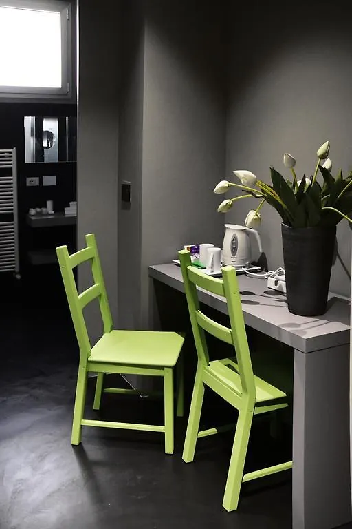 Bed & Breakfast Miloft Guest Rooms And Terrace Italy
