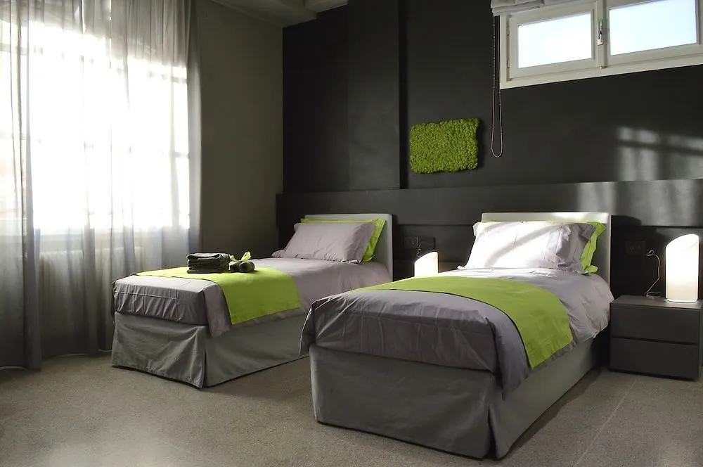 Miloft Guest Rooms And Terrace 0*, Milan Italy