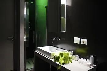 Miloft Guest Rooms And Terrace 0*, Milan Italy