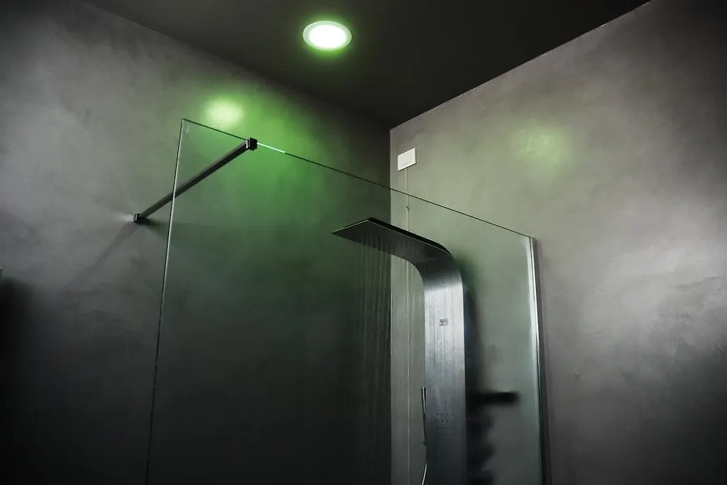 Miloft Guest Rooms And Terrace 0*, Milan